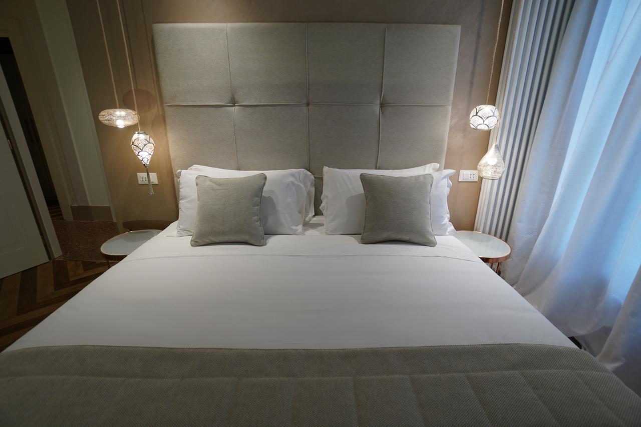 P 1779 Bed and breakfast *