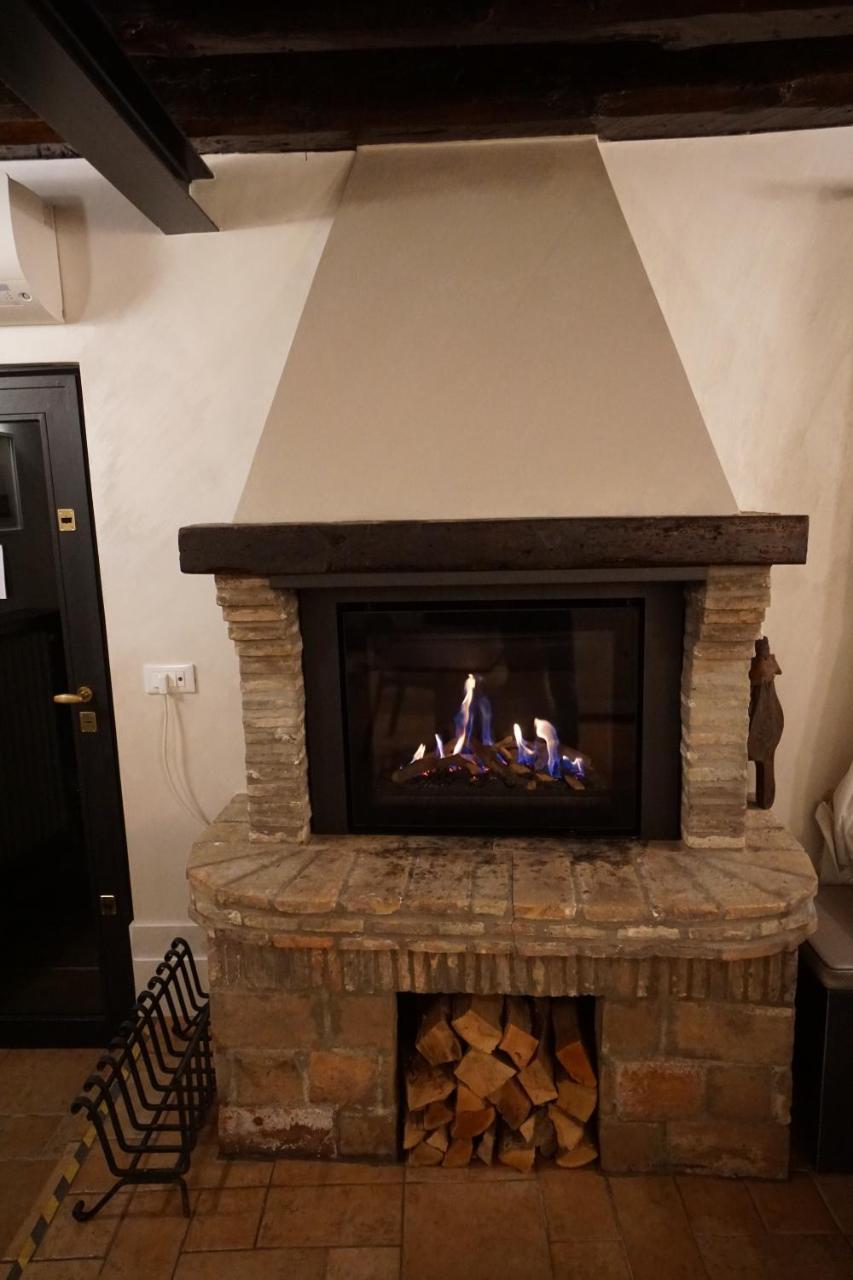 P 1779 Bed and breakfast *